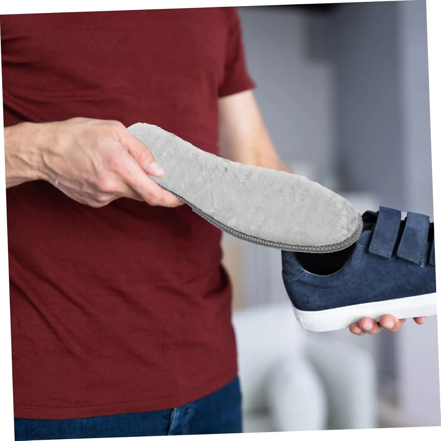 4 Pairs Warm Fluffy Insoles for Women Thickened Thermal Boot Liners Cushioned Inserts for Cold Weather Footwear Ergonomic Design Secure Fit Non Slip Bottom