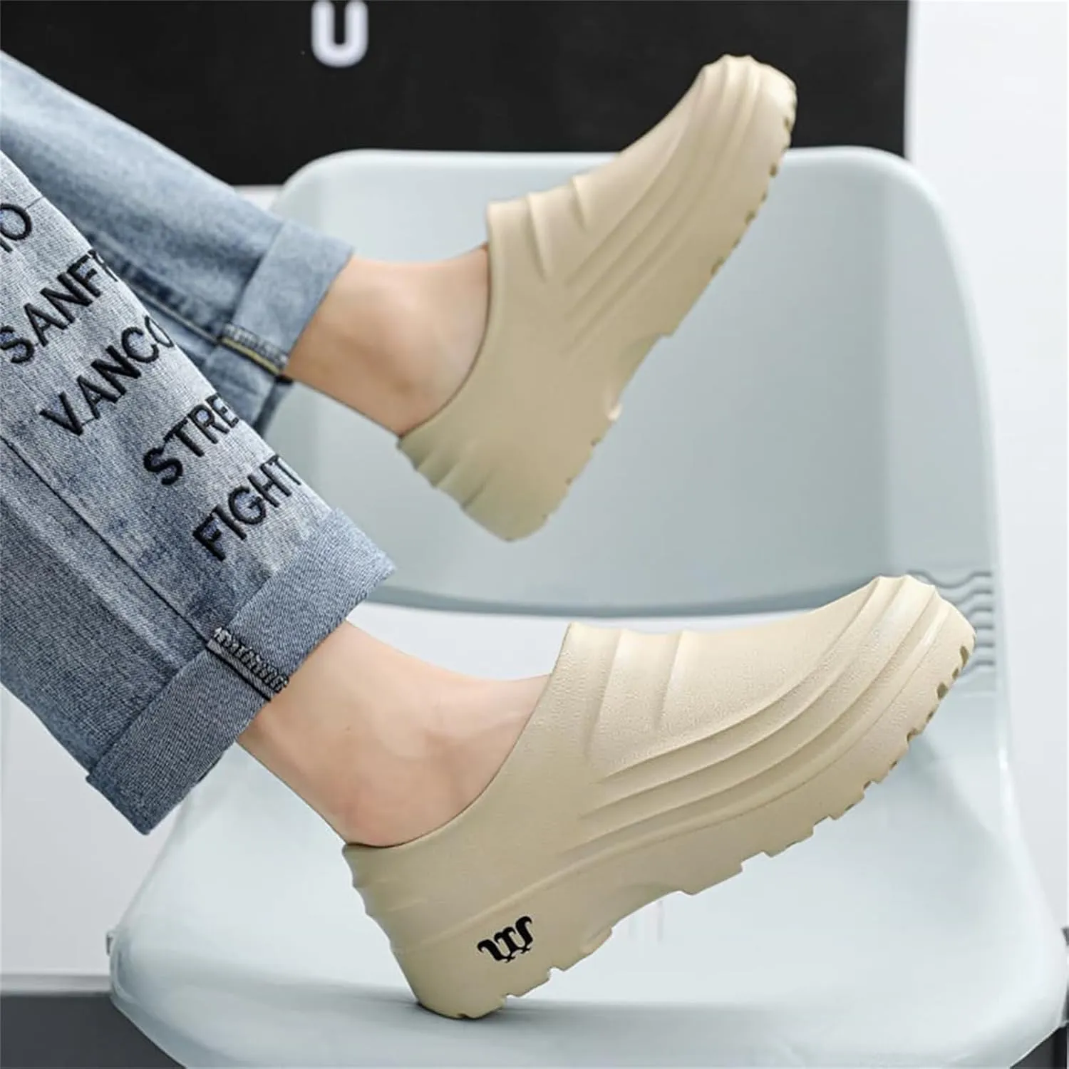 Armadillo Clogs Nurse Shoes for Women Men Non Slip Chef Shoes Oil Resistant Kitchen Work Boots for Men Waterproof Wide Width Sneakers Health Care and Food Service Shoe Garden Unisex