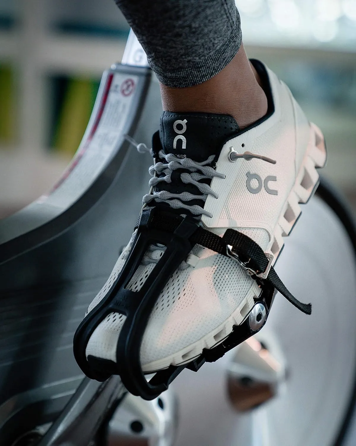 Caterpy RUN - Ultimate Elastic No-Tie Shoelaces | Custom Fit, Comfortable, Easy Install | For Adults, Kids, Running & Sports