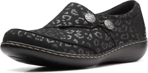 Clarks Women's Ashland Lane Q Slip-On Loafer