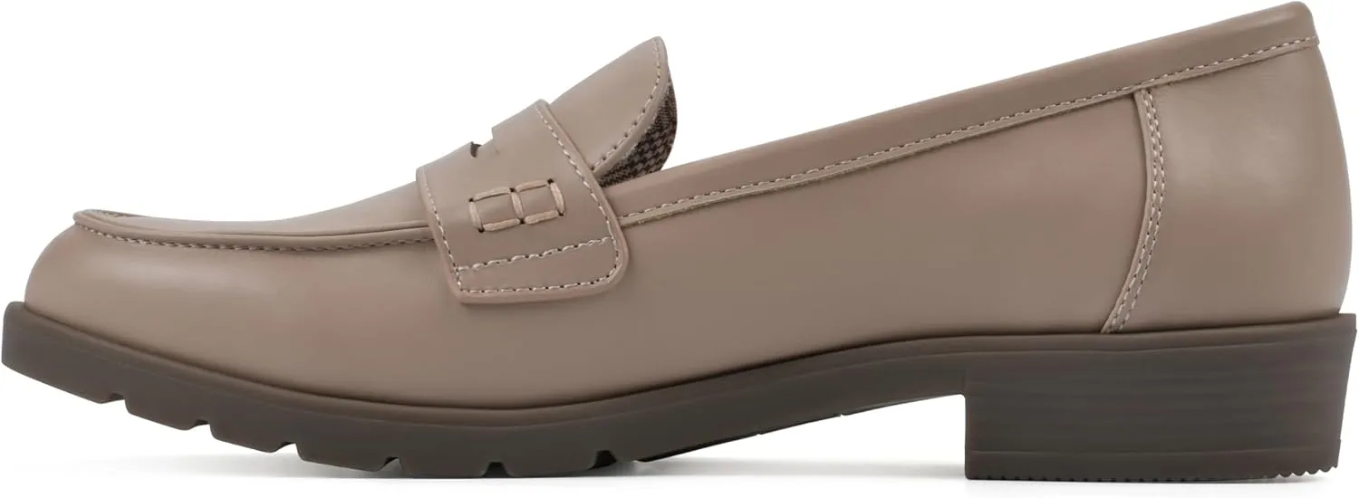CLIFFS BY WHITE MOUNTAIN Women's Galah Penny Loafer Flat
