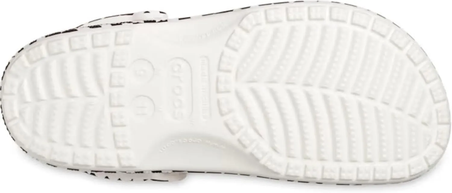 Crocs Unisex-Adult Classic Graphic Clogs
