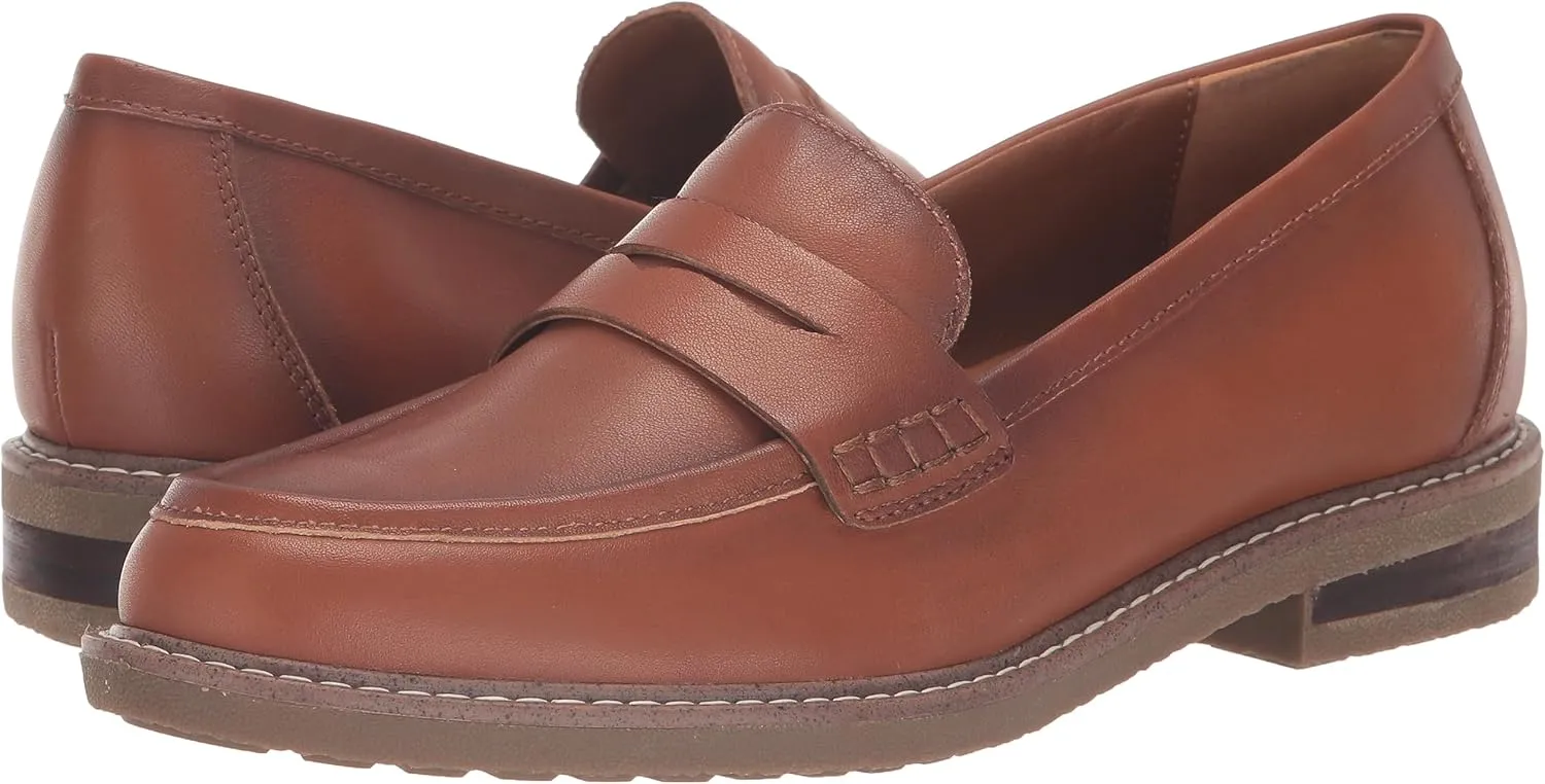 Earth Women's Javas Penny Loafer