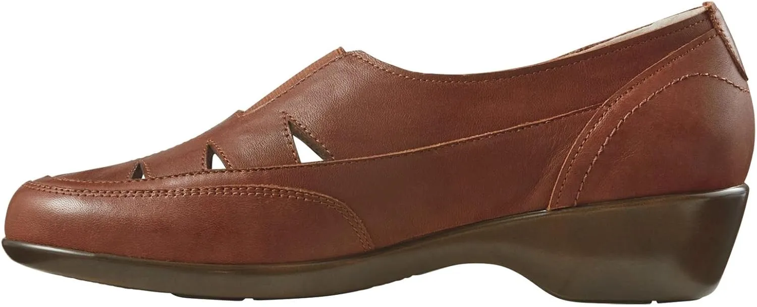 Easy Spirit Women's Daisie Casual Slip-On Shoe