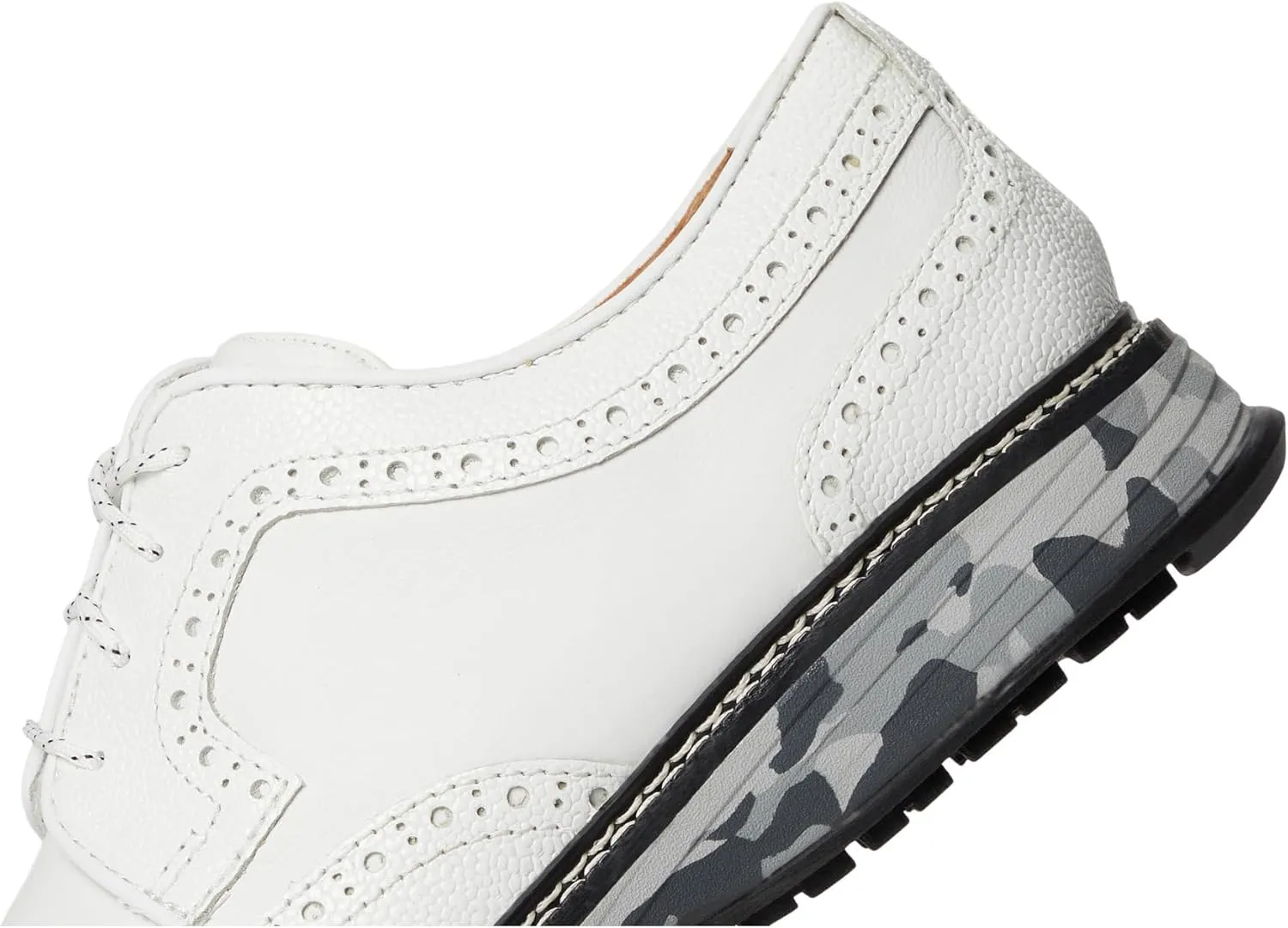 Johnston & Murphy Upton GL3 Luxe Hybrid Wingtip Men’s Shoe – Casual Dress Shoes for Men, Seam-Sealed Waterproof Leather Shoes
