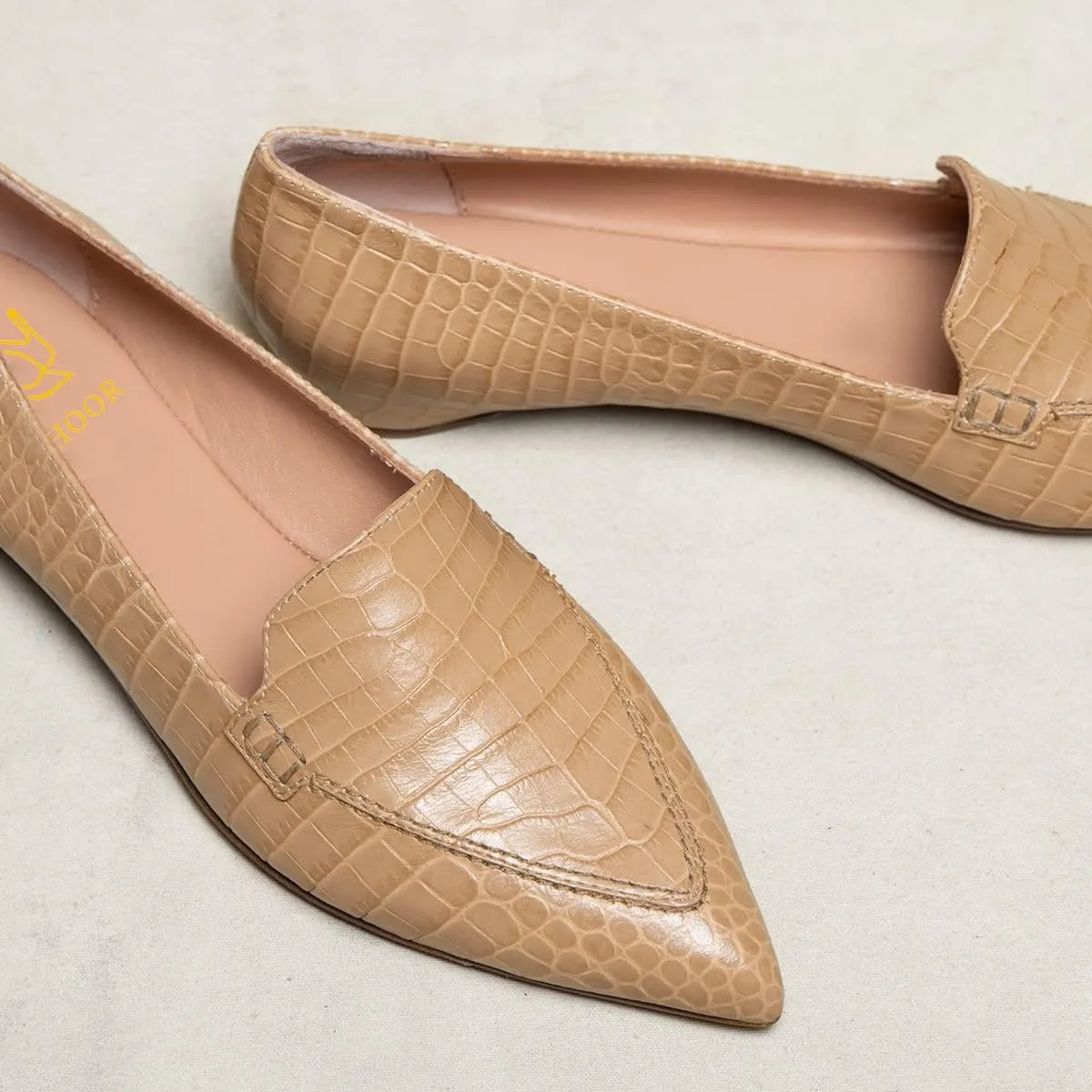 LEHOOR Women Casual Pointed Toe Loafer Flats Shoes Slip On Suede Penny Loafers Flat Heel Closed Pointy Toe Driver Coach Office Loafers Crocodile Snakeskin Flats Dressy Comfort Fall Retro 4-11 M US