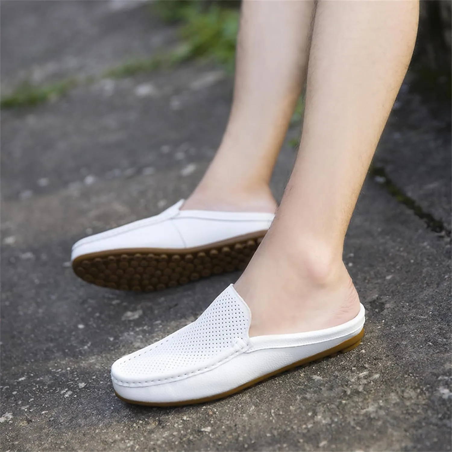 Men's Hollow Leather Slip On Mules Clog Slippers Casual Round Toe Backless Flat Loafers Dress Shoes for Walking Wedding