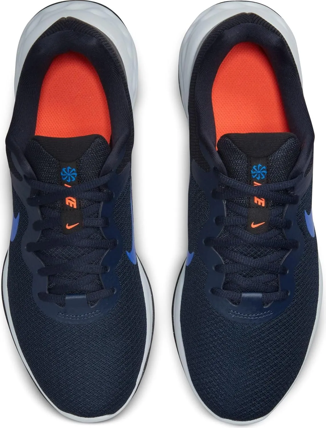 NIKE Men's Revolution 5 Flyease Running Shoe
