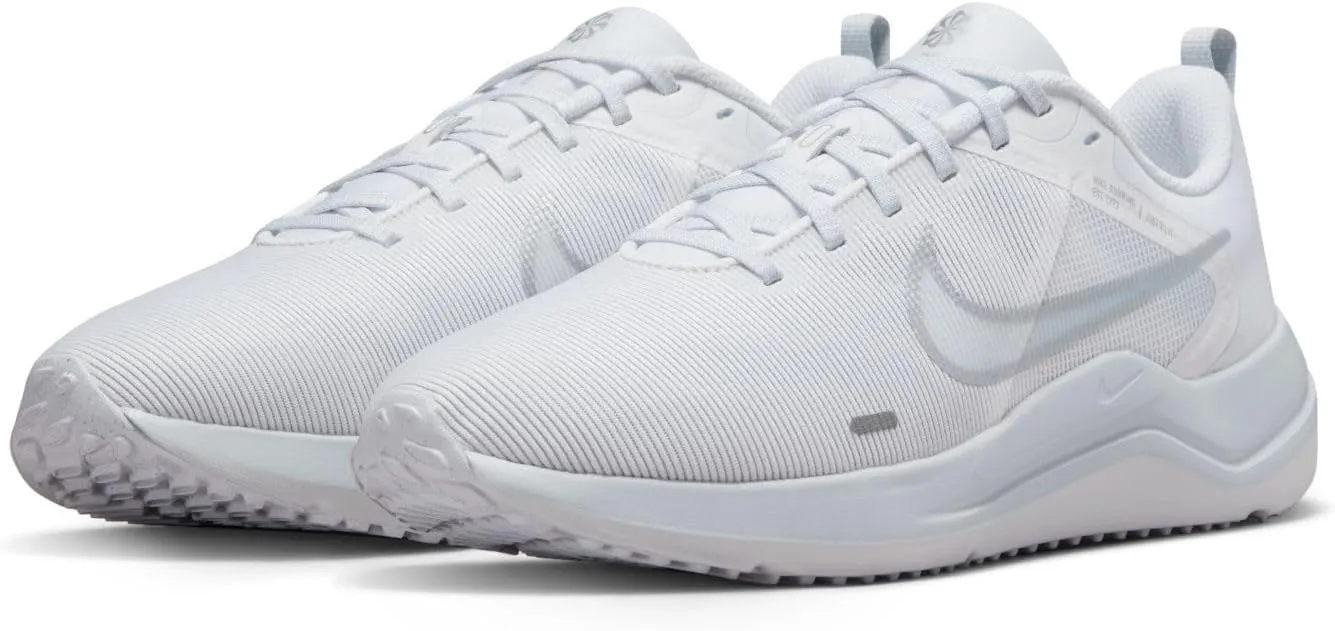 Nike Women's Downshifter 12 Sneaker