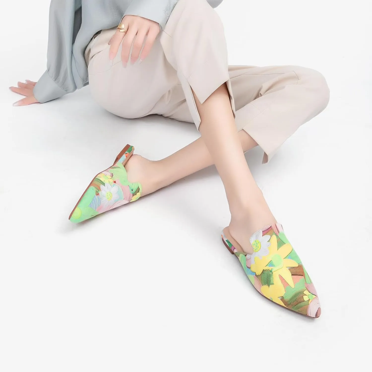 Tilocow Mules for Woman Comfortable Pointed Toe Backless Loafers Flat Mule Business Casual Shoes Slides Slip on