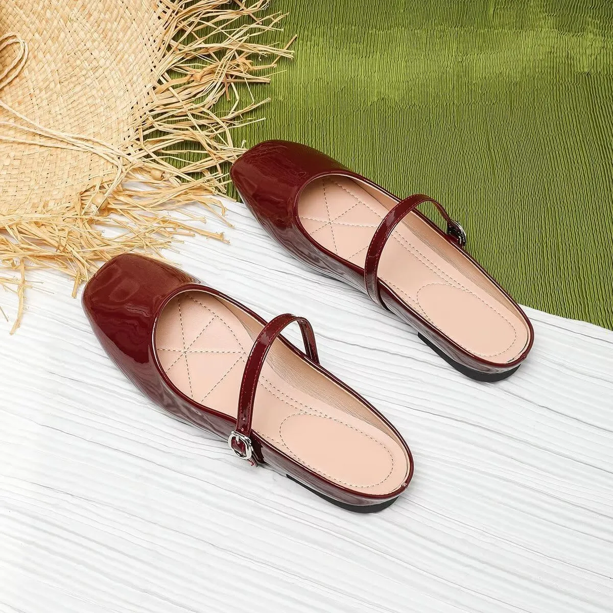 TN TANGNEST Women's Mary Jane Shoes Mules for Women Flats Retro One Line Strap Flats Cute Square Toe Backless Flat Mules