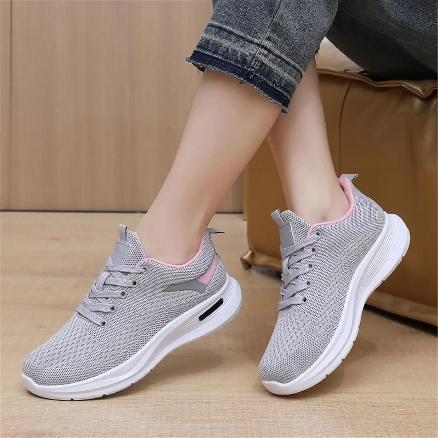 Women Walking Shoes Ladies Running Sneakers Breathable Mesh Sports Shoes Casual Lightweight Gym Lace up Sneakers