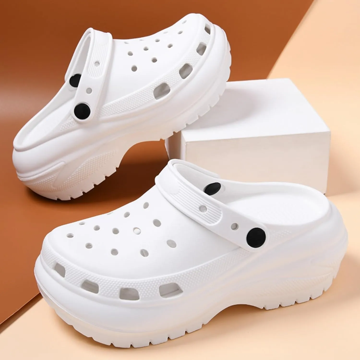 Women’s Breathable Clog Sandals with Adjustable Strap & Non-Slip Sole Lightweight Casual Slip-Ons